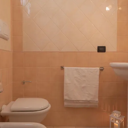 Elegant House In Apartament *